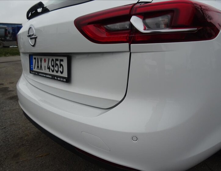 Opel Insignia Kombi 2,0 l 125 kw
