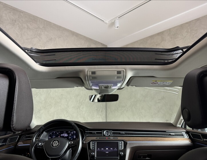 Volkswagen Passat 18