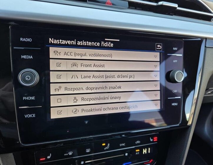 Volkswagen Arteon Liftback 2,0 l 110 kw