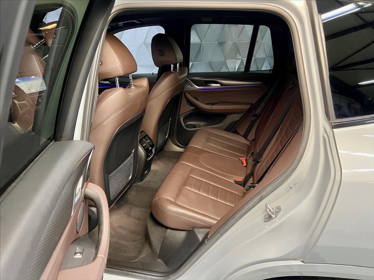 BMW X3 SUV / Terénní 2,0 l 135 kw