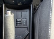 Toyota Yaris Hatchback 1,5 l 82 kw