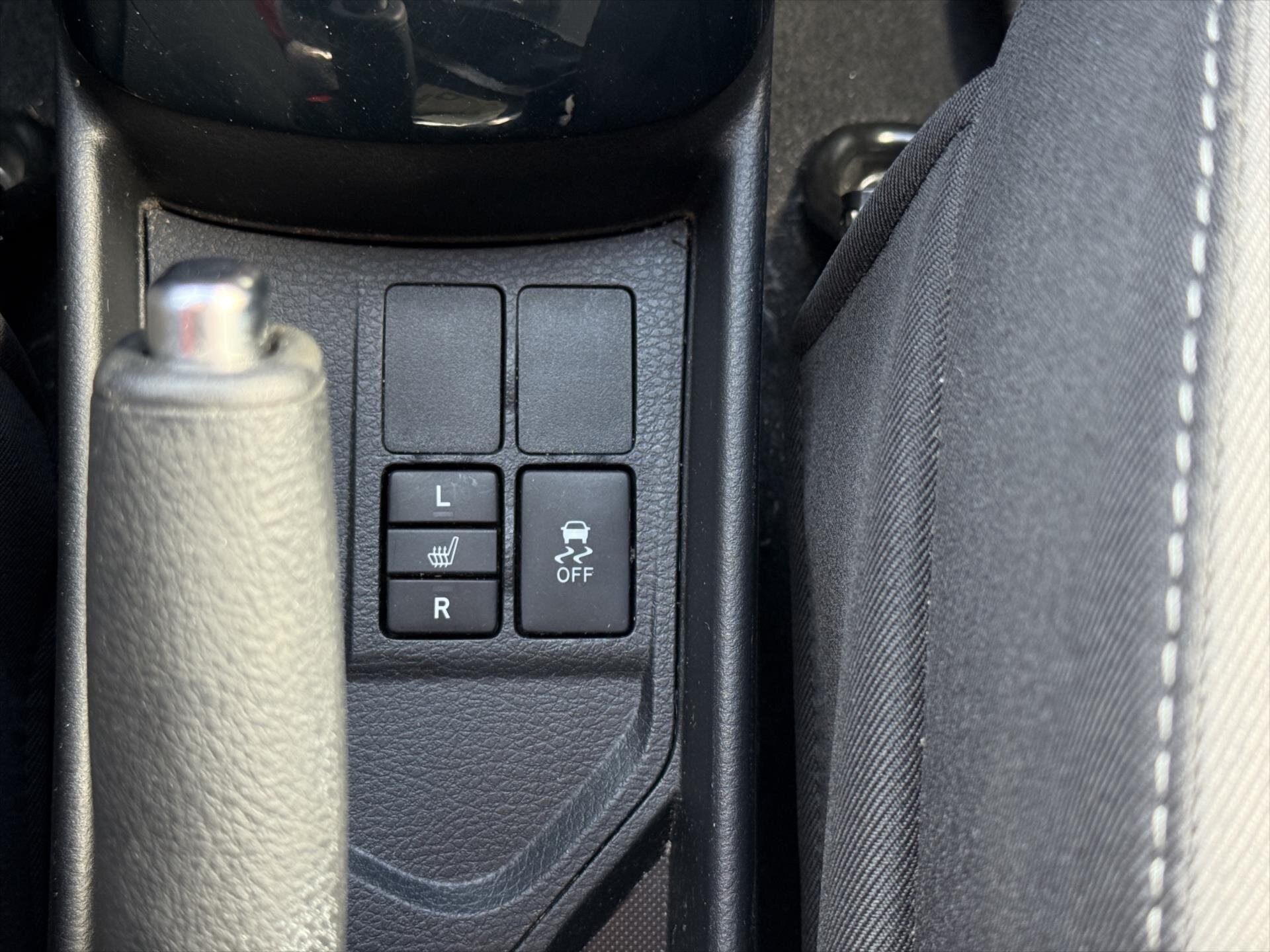 Toyota Yaris Hatchback 1,5 l 82 kw