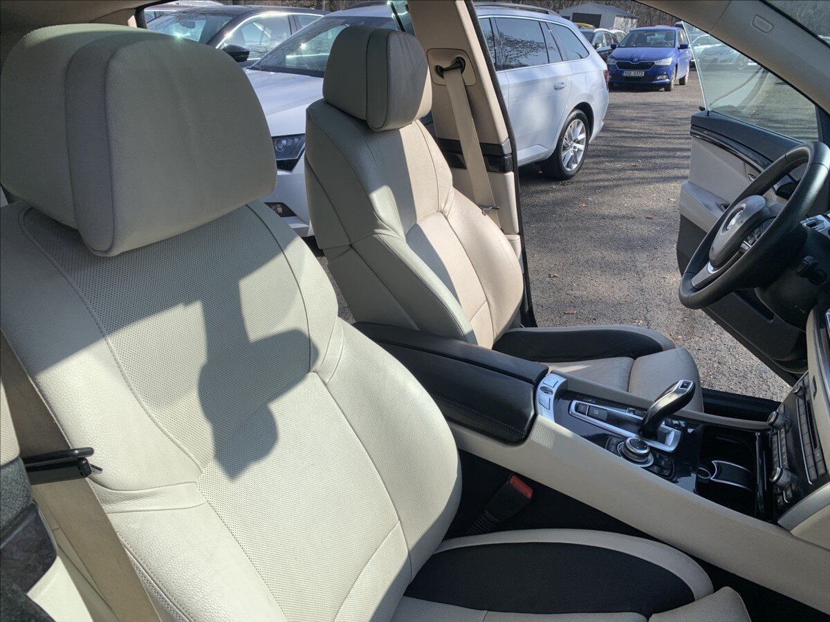 BMW Řada 5 Liftback 3,0 l 180 kw