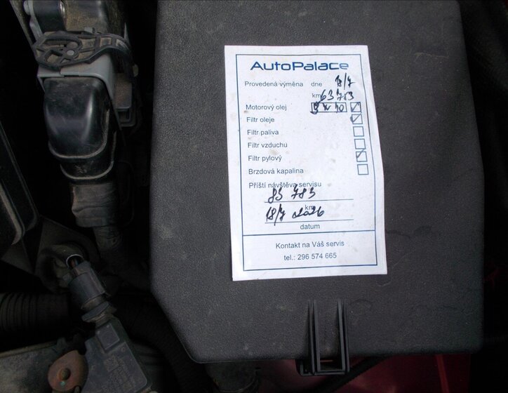 Mitsubishi Outlander SUV / Terénní 2,0 l 110 kw