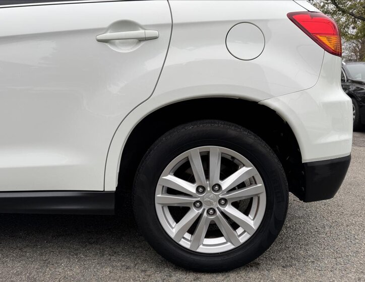 Mitsubishi ASX SUV / Terénní 1,8 l 110 kw