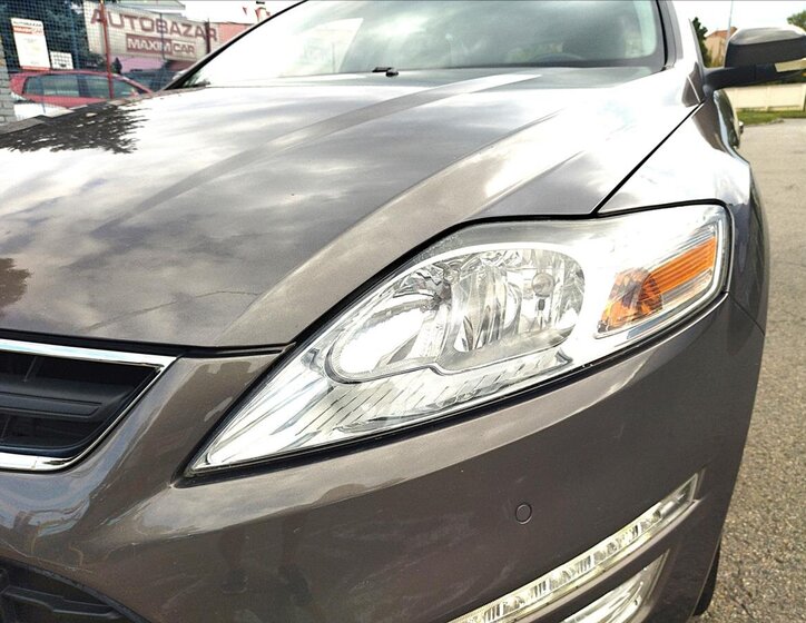 Ford Mondeo Kombi 2,0 l 120 kw