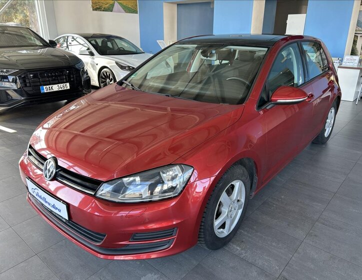Volkswagen Golf Hatchback 1,2 l 77 kw