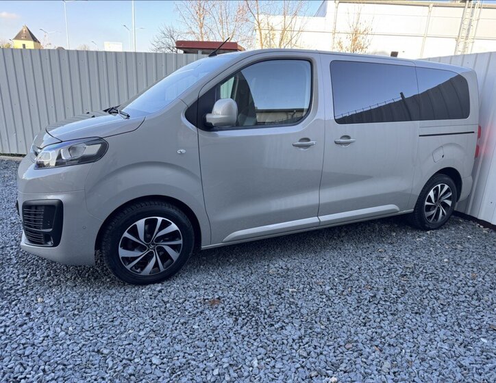 Citroën SpaceTourer Kombi 2,0 l 130 kw
