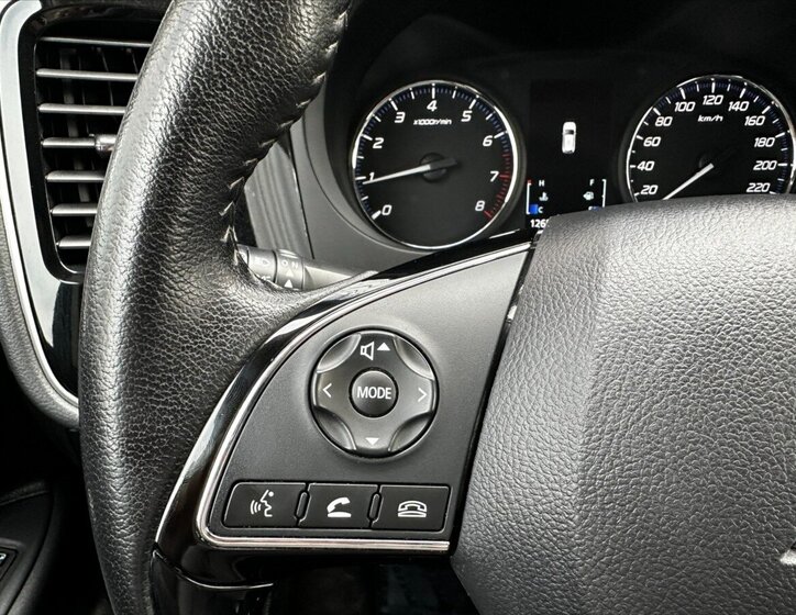 Mitsubishi Outlander Kombi 2,0 l 110 kw