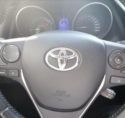 Toyota Auris 16