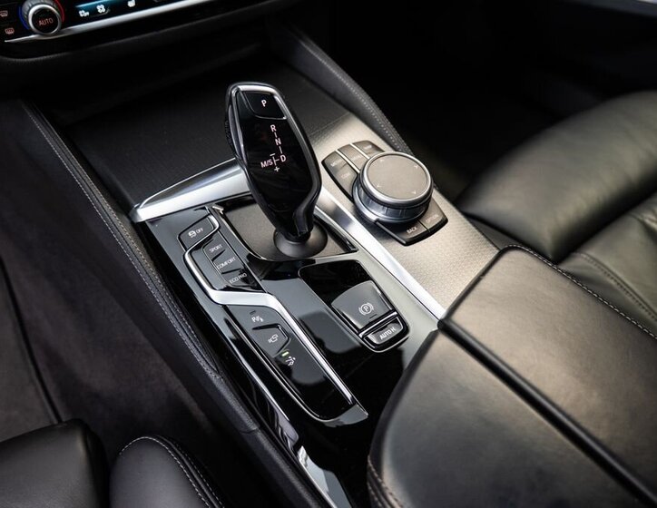 BMW Řada 6 Liftback 3,0 l 245 kw