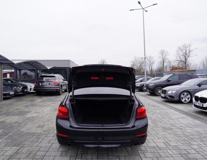 BMW Řada 5 Sedan 2,0 l 140 kw