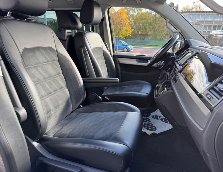 Volkswagen Multivan 13