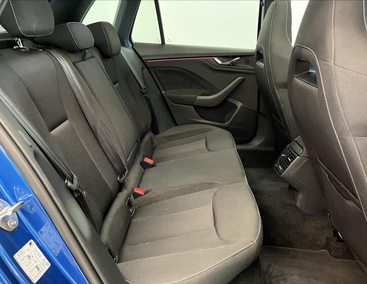 Škoda Kamiq SUV 999,0 85 kw