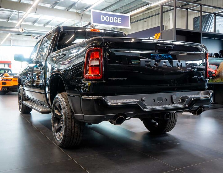 Dodge RAM 2