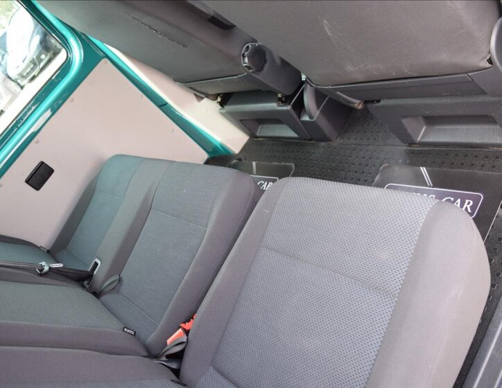 Volkswagen Transporter Kombi 2,0 l 110 kw