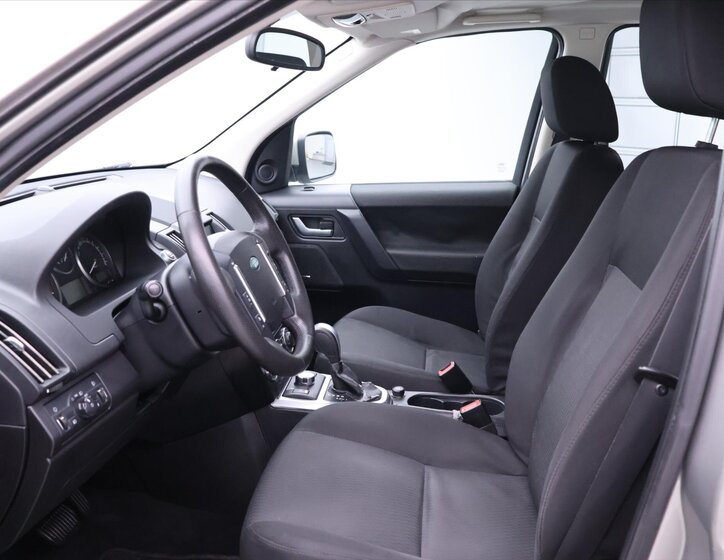 Land Rover Freelander SUV 2,2 l 140 kw