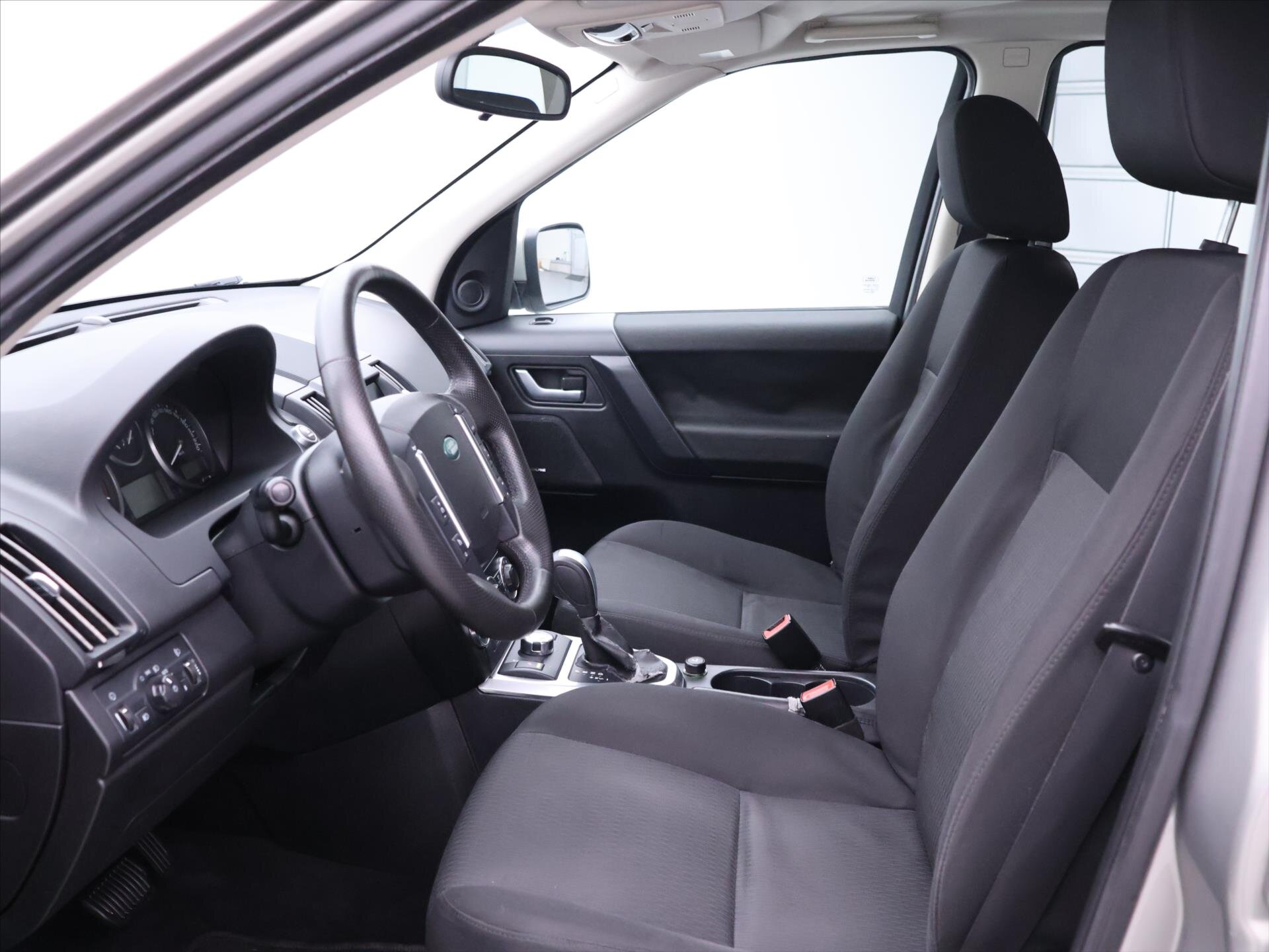 Land Rover Freelander SUV 2,2 l 140 kw