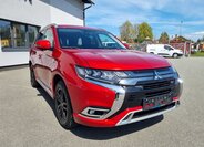 Mitsubishi Outlander SUV / Terénní 2,4 l 165 kw