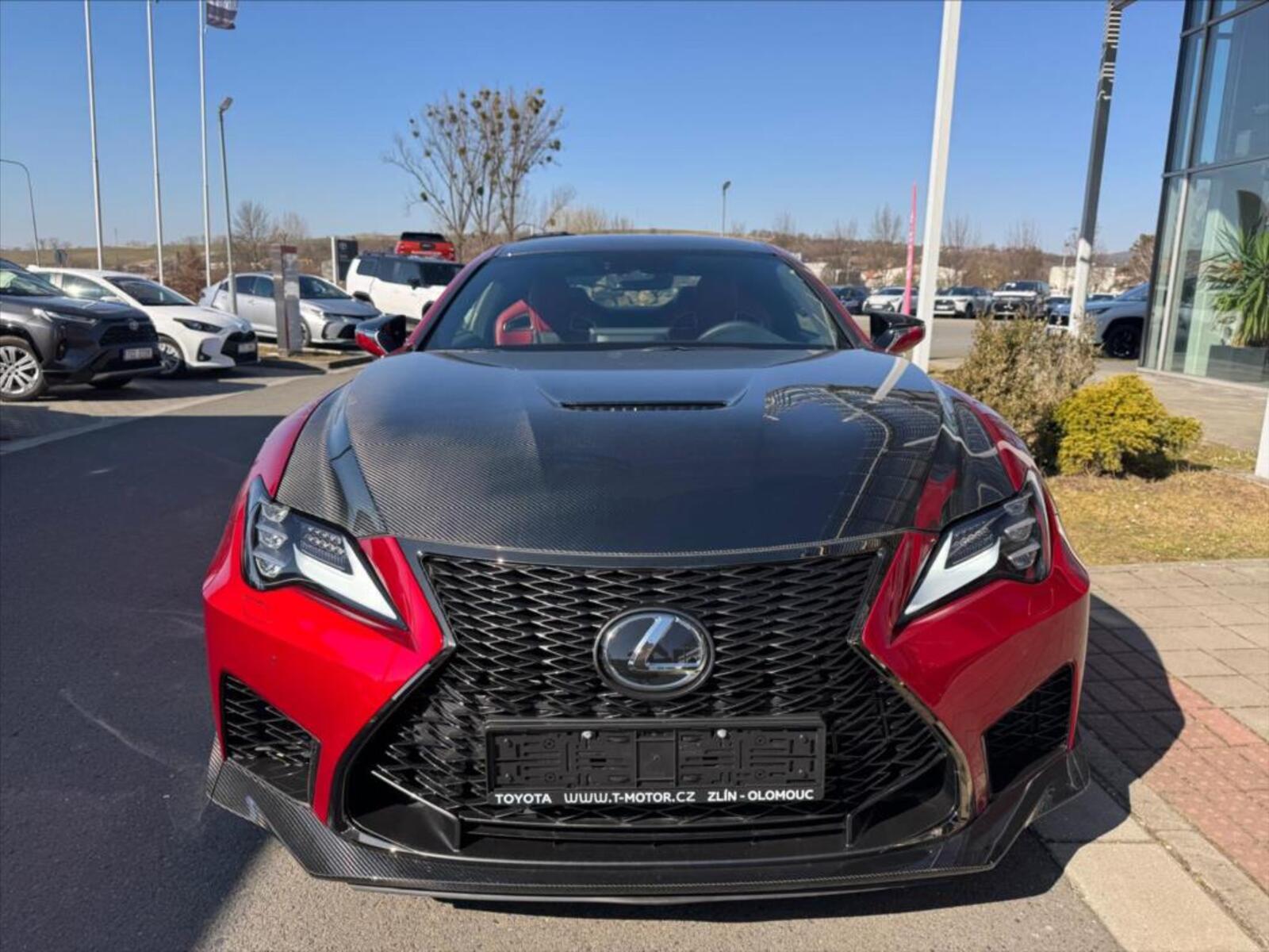 Lexus RC F 8