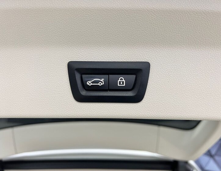 BMW X3 SUV / Terénní 3,0 l 195 kw