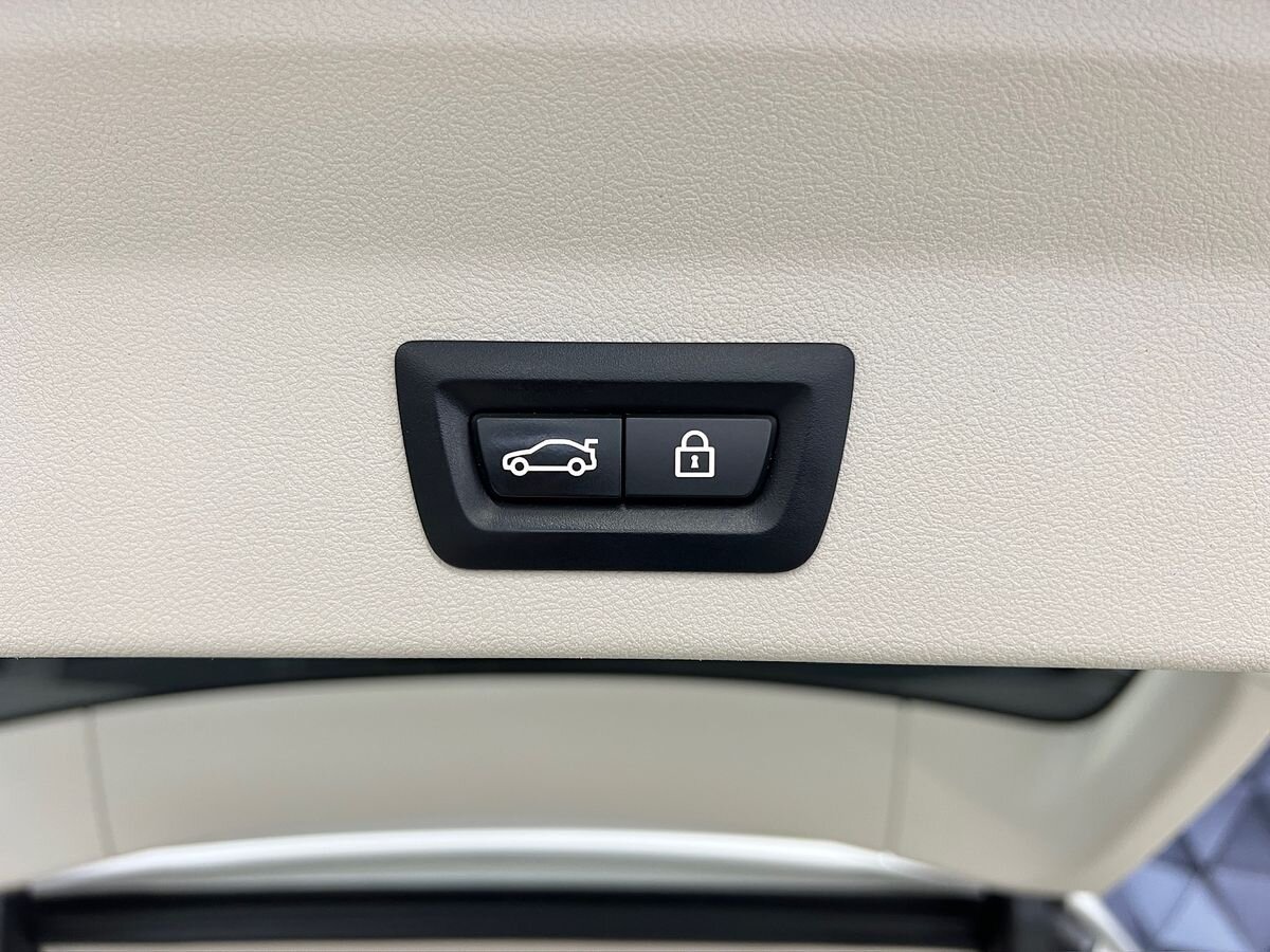 BMW X3 SUV / Terénní 3,0 l 195 kw