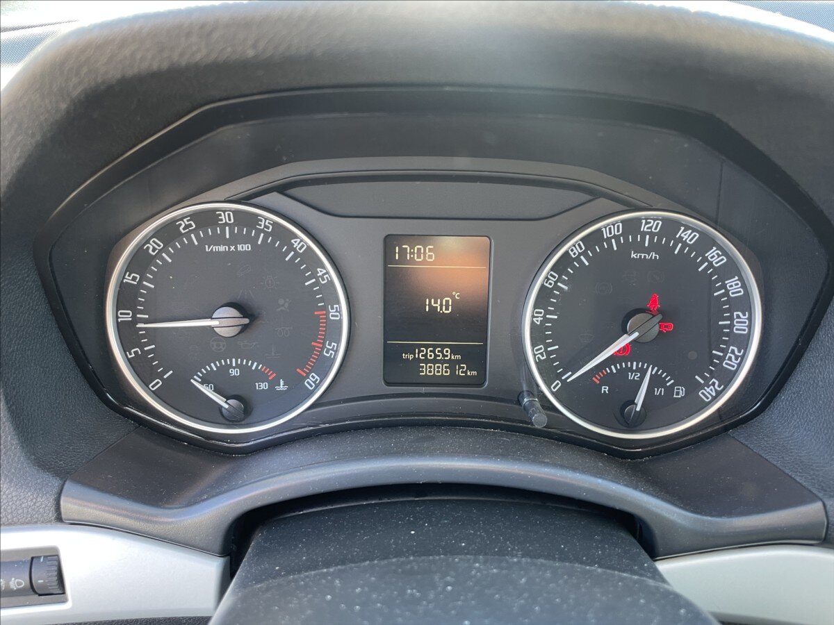 Škoda Octavia Sedan / Limuzína 1,9 l 77 kw