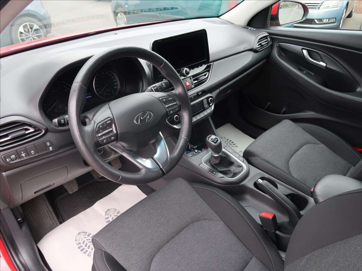 Hyundai i30 Hatchback 998,0 88 kw