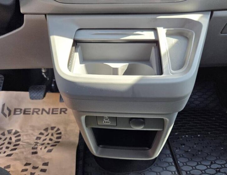 Volkswagen Caravelle VAN / Minibus 2,0 l 125 kw