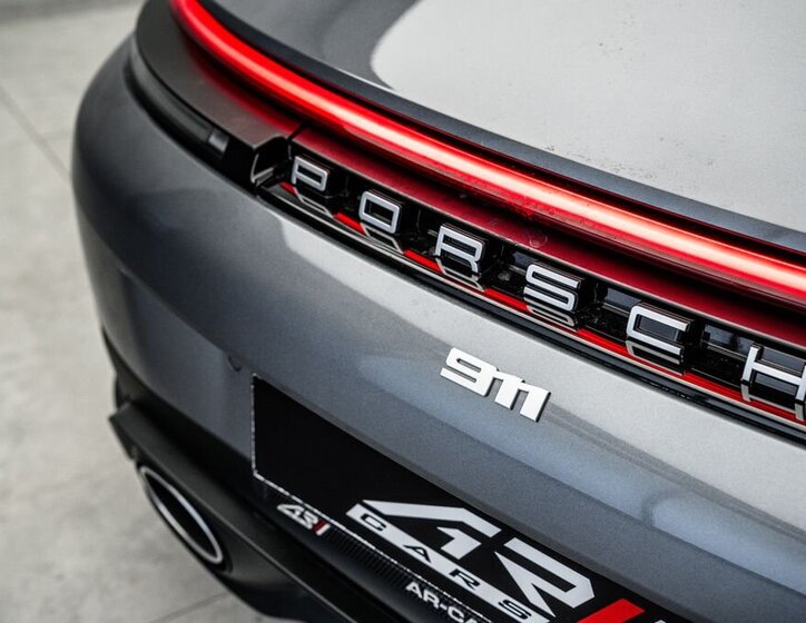 Porsche 911 Kupé 3,0 l 290 kw