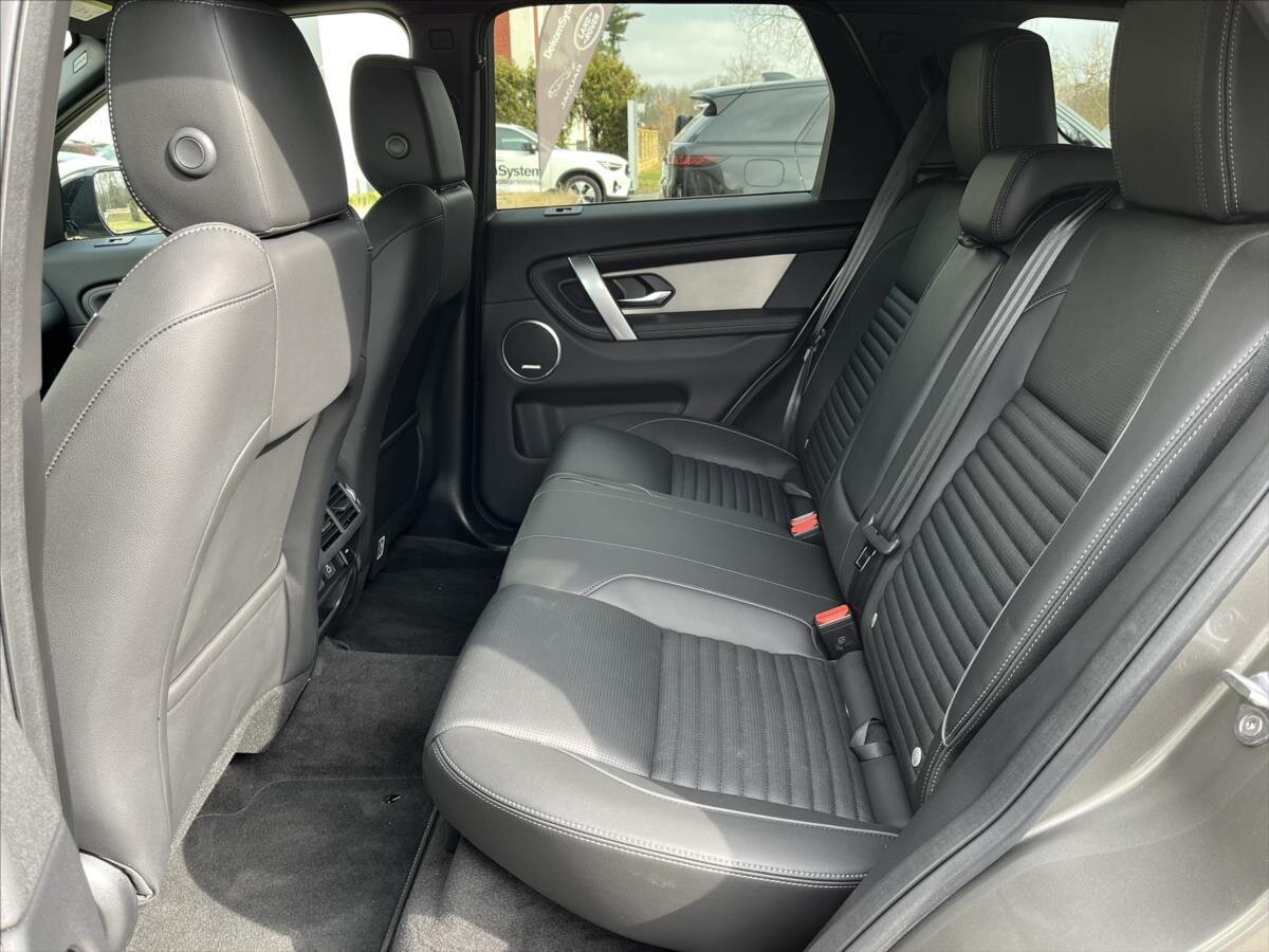 Land Rover Discovery Sport SUV / Terénní 2,0 l 147 kw