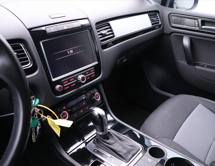 Volkswagen Touareg 28