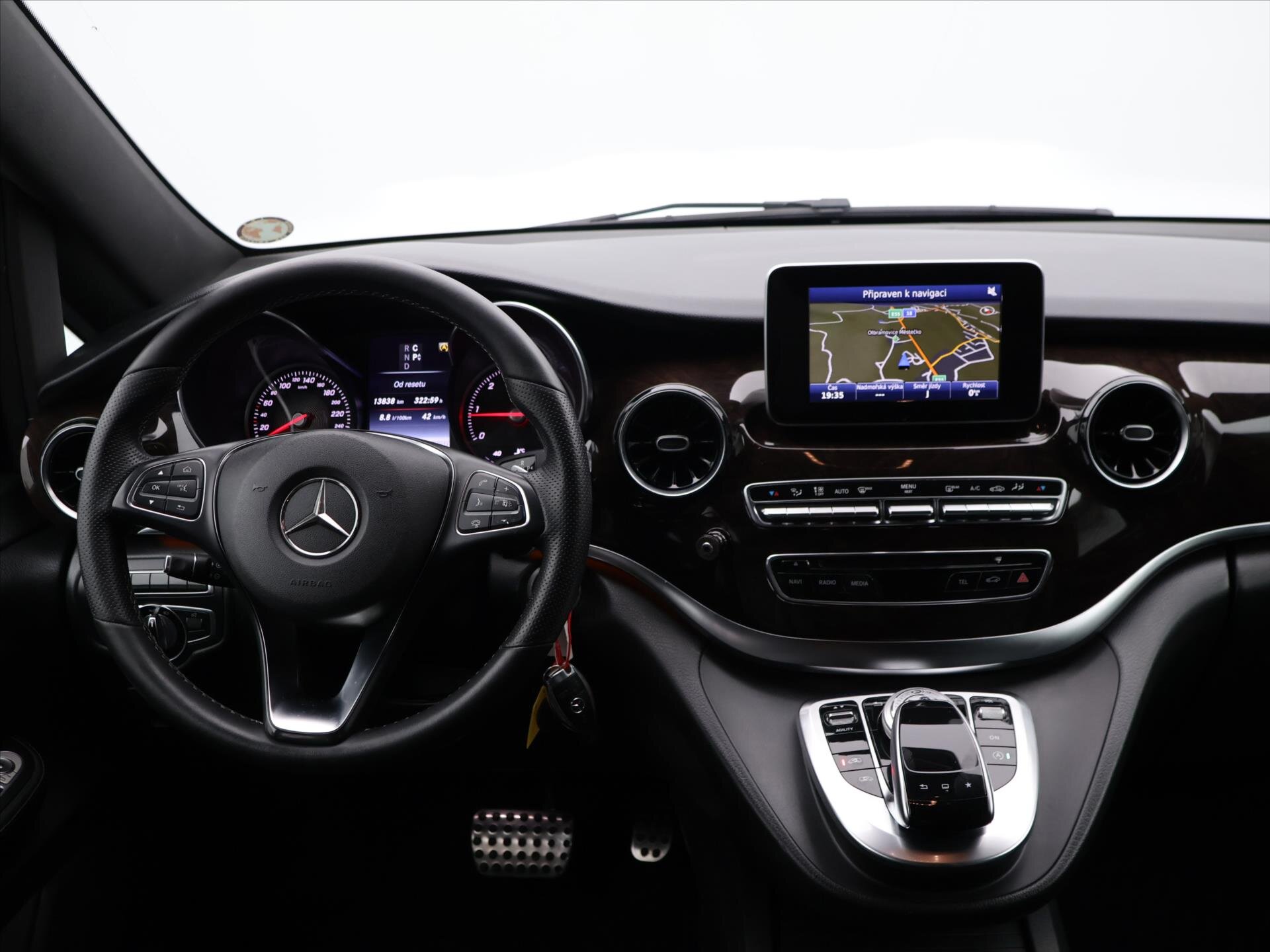 Mercedes-Benz Třídy V Kombi 2,1 l 140 kw