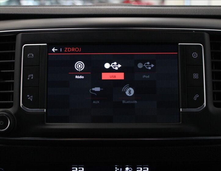 Citroën SpaceTourer MPV 2,0 l 110 kw