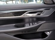 BMW Řada 7 Sedan 3,0 l 210 kw