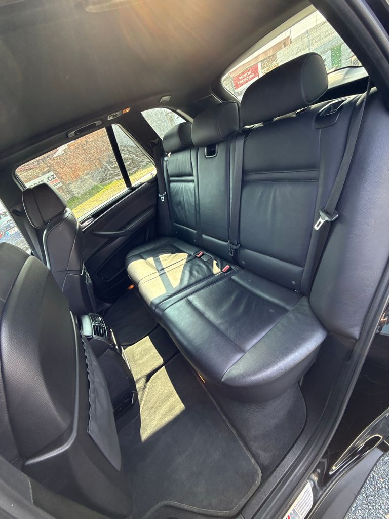 BMW X5 SUV 3,0 l 180 kw