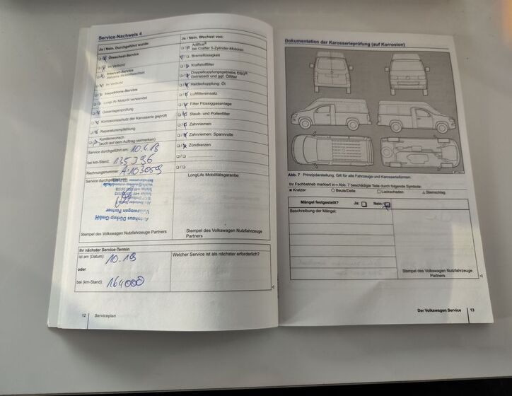 Volkswagen Multivan 38