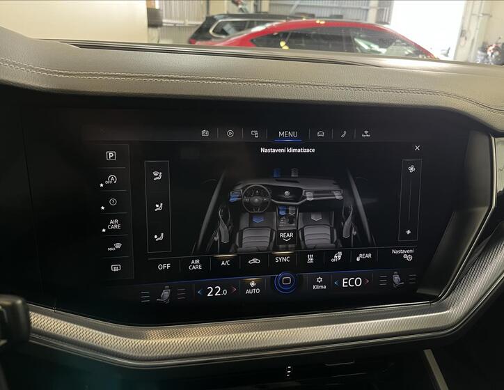 Volkswagen Touareg 11