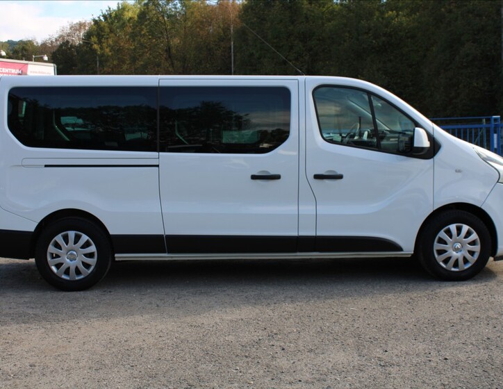 Renault Trafic 4