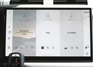 Land Rover Defender 19