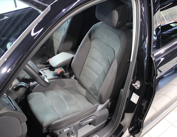 Volkswagen Tiguan SUV / Terénní 2,0 l 180 kw