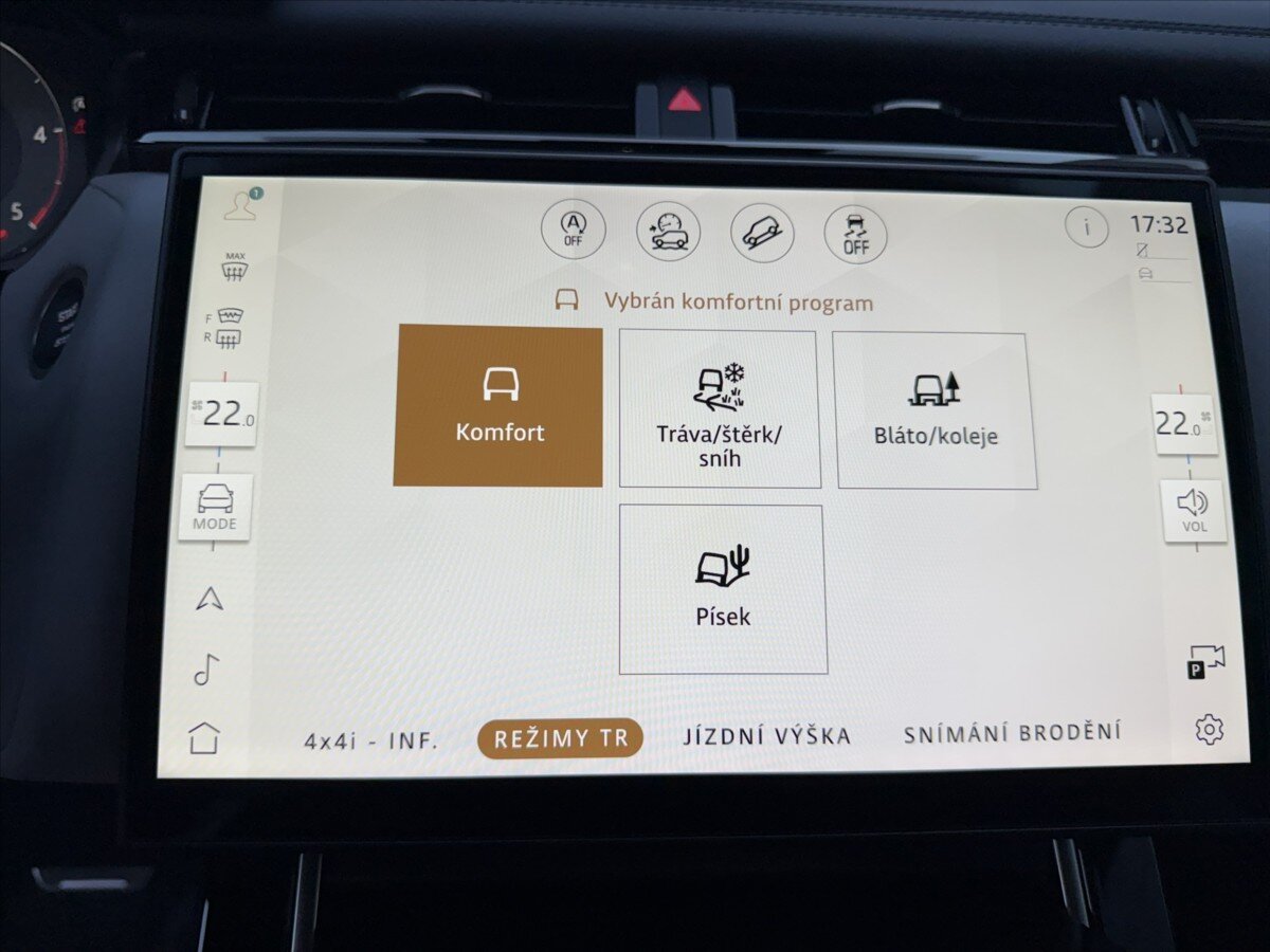 Land Rover Range Rover Velar SUV / Terénní 3,0 l 221 kw