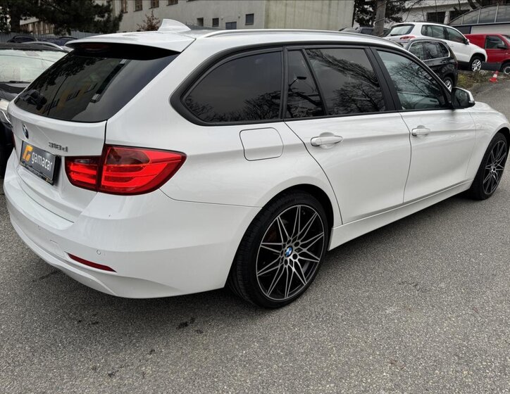 BMW Řada 3 Kombi 2,0 l 105 kw