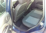 Ford Fiesta 12