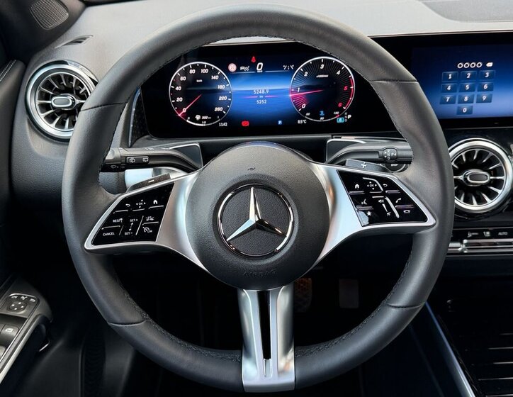 Mercedes-Benz GLB SUV / Terénní 2,0 l 110 kw