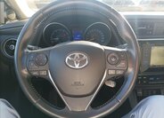 Toyota Auris Kombi 1,6 l 97 kw