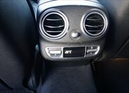 Mercedes-Benz Třídy E 19