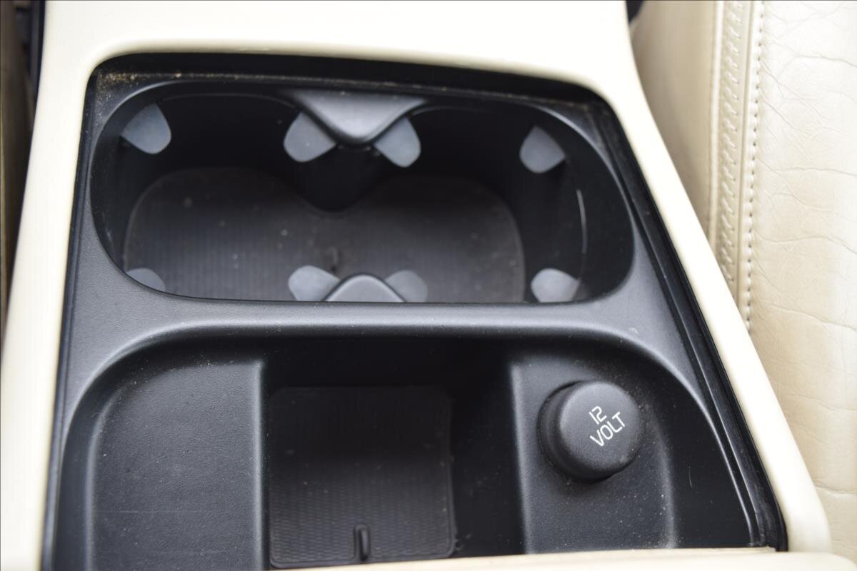 Volvo XC70 Kombi 2,4 l 120 kw