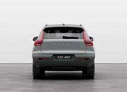 Volvo XC40 6