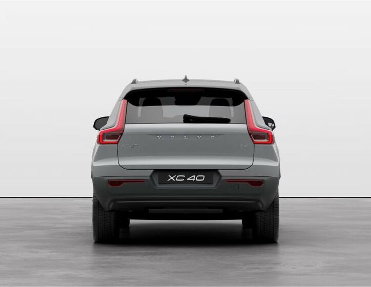 Volvo XC40 6
